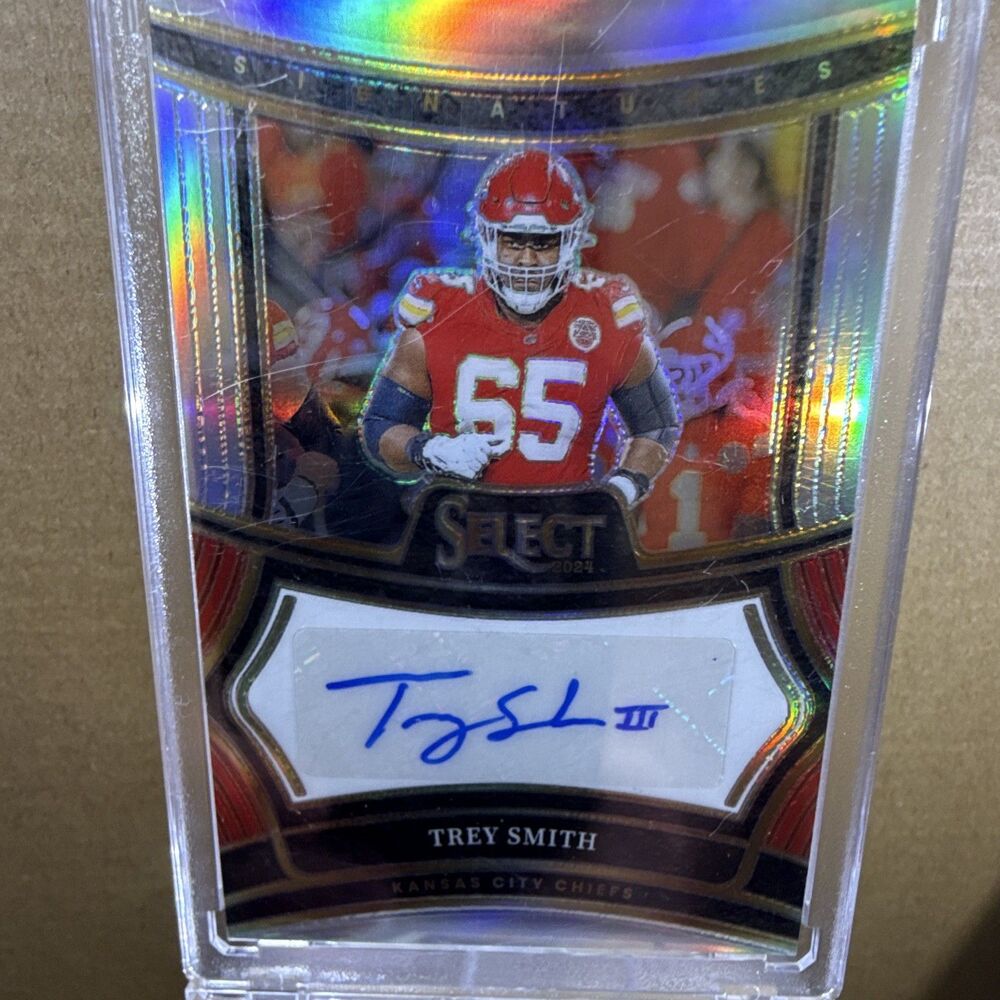 2024 Panini Select Signatures Trey Smith Silver Prizm Auto /399 Chiefs